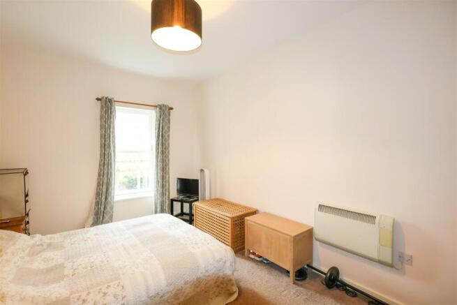 1 bed Apartment for sale Image 8