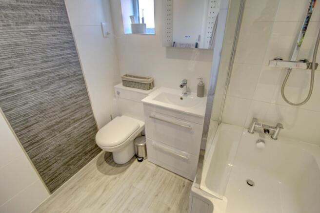 Petrebrook , Chelmsford, CM2 (14)