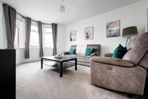 Inverkip Road, Greenock, PA16