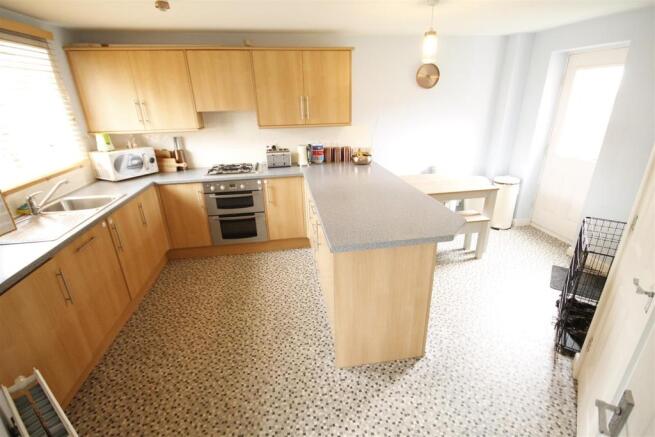Open Plan Kitchen and Dining Room