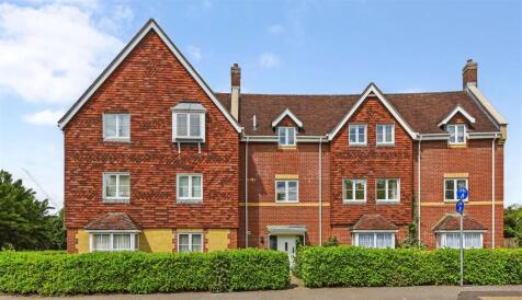 Ottawa Drive, Liphook