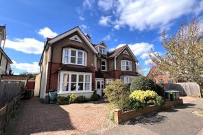 4, Park Hill Road, Wallington SM6 0SB
