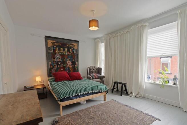 3 bed Terraced for sale Image 11