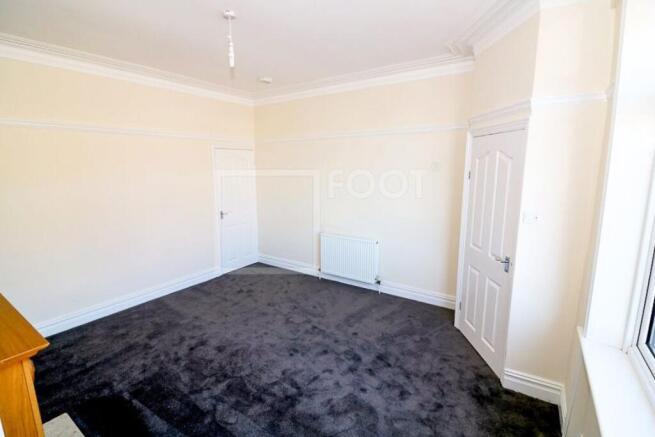 2 bed House to rent Image 8