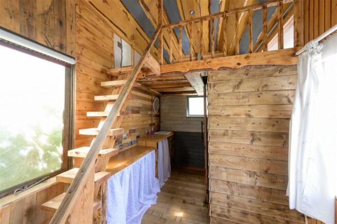 Photo 31