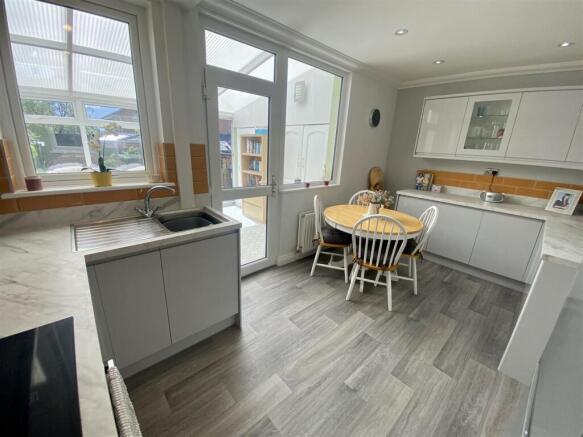 Strathmore Road, Hinckley photo 4