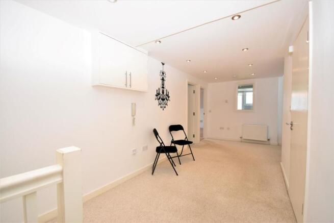 Hallway & Dining Area..JPG