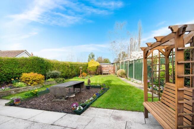 5 bed Detached for sale Image 10
