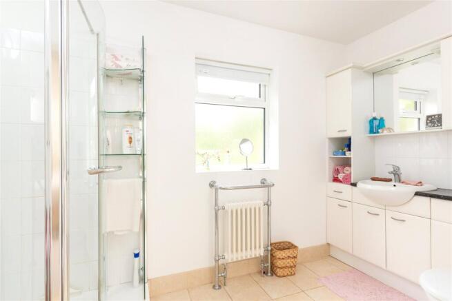 En Suite Bed 2