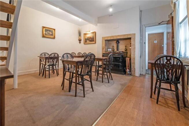 7 bed Terraced for sale Image 9