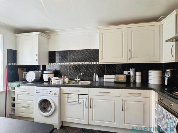 efcae2ec--4200-A0...