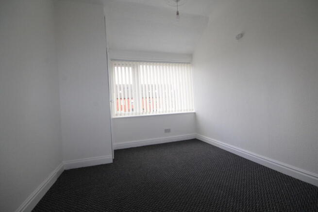 3 bed Terraced to rent Image 10