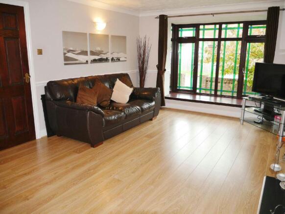 Lounge Photo 2