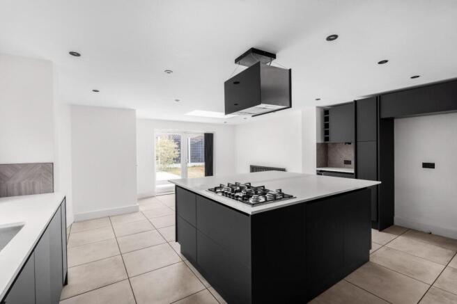 3 bed Detached for sale Image 7