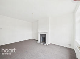 9, Kings Grove, Romford RM1 2SU