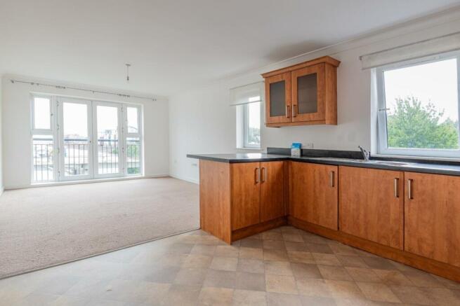 21 The Anchorage - loungekitchen .jpg