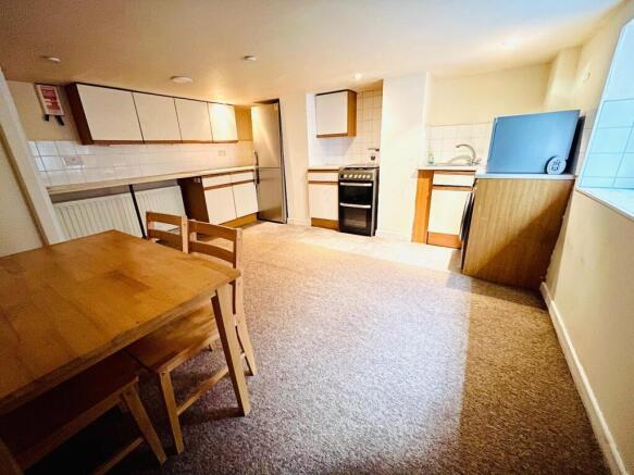KITCHEN DINING