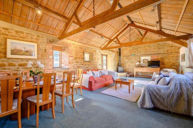Barn Sitting Room-interior14-800.jpg