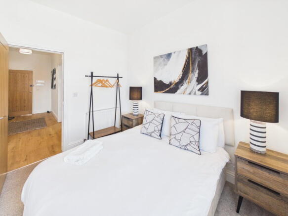 2 bed Apartment for sale Image 12