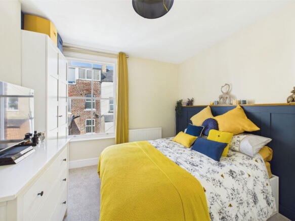 1 bed Flat for sale Image 6