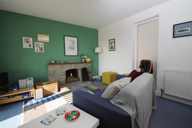 Urrview, 13 Victoria Street, Kirkpatrick Durham - 