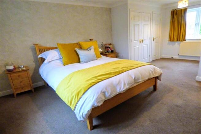 Bedroom 1 - 2