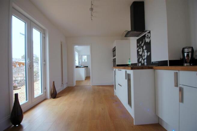 Fitted Kitchen