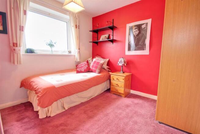 3 bed Semi-Detached for sale Image 7