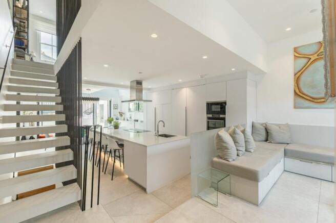 Kitchen/Reception