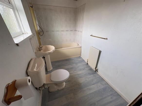 2 bed Terraced for sale Image 7