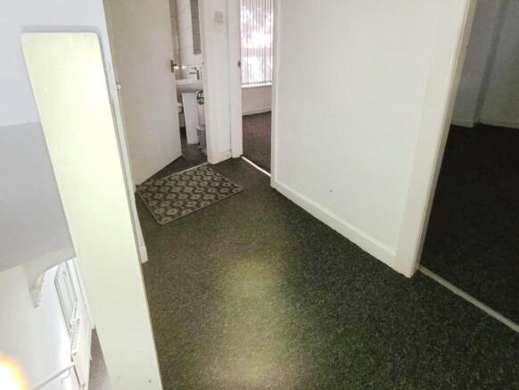 2 bed End of Terrace to rent Image 10
