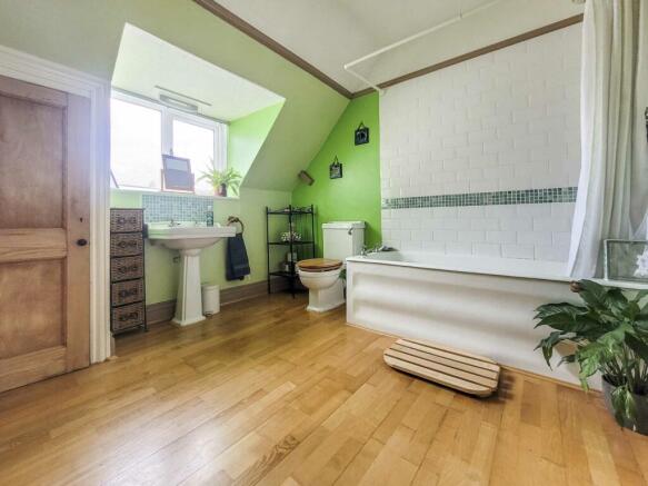 Photo 23