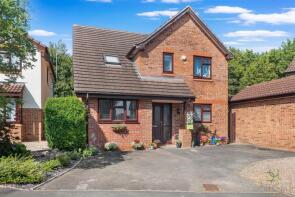 32, Hawthorn Road, Evesham WR11 1HP