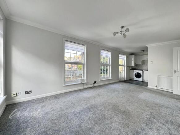 Serene open plan ...
