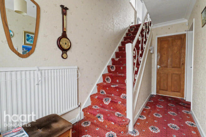 3 bed Semi-Detached for sale Image 5