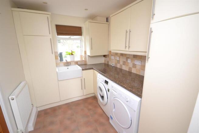 Utility Room.JPG
