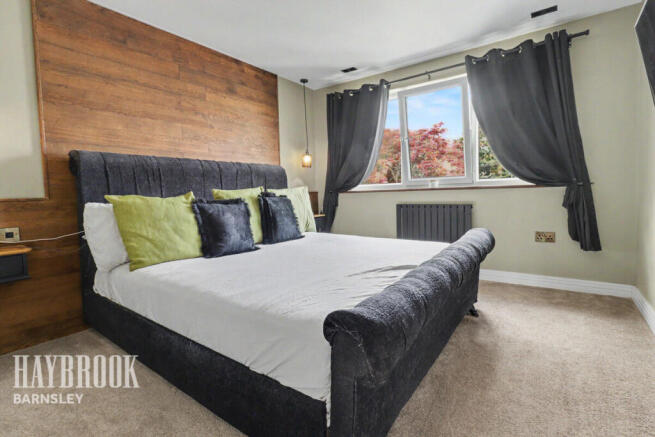 3 bed Detached for sale Image 11
