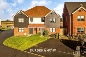 14, Meadow View, Nazeing, Waltham Abbey EN9 2BT