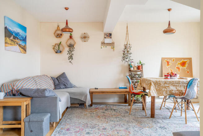 2 bed Apartment for sale Image 5