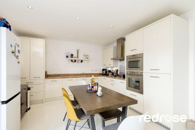 web_57 Whitley Dr...