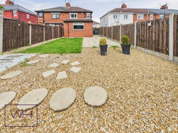 CAM03785G0-PR0269-ST