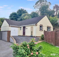 11, Embury Close, Newton Abbot TQ12 5HS