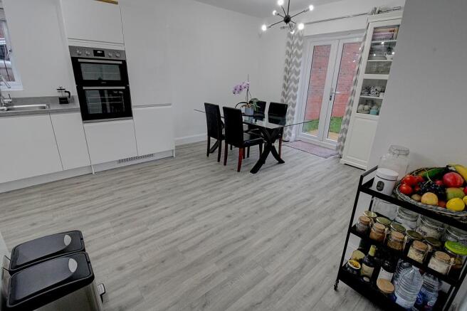 Kitchen Diner