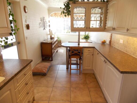 KITCHEN EXTRA PHOTO