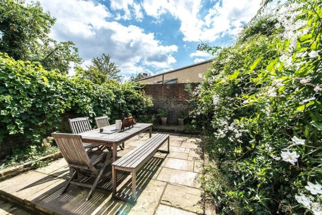 Private Garden 