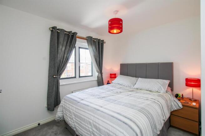 3 bed Semi-Detached for sale Image 5