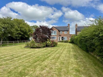 Hunger Hill, East Stour
