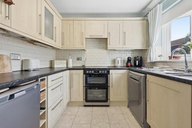 MEDICK COURT, Thurrock Park, Grays photo 4