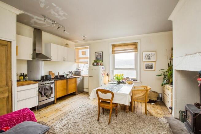 4 bed Terraced for sale Image 6