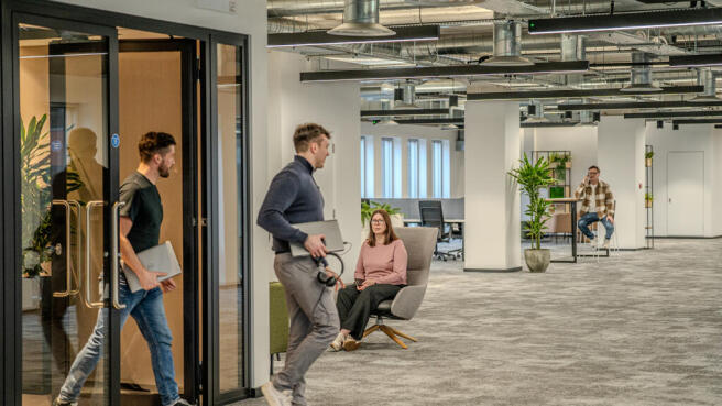 4th Floor large suite